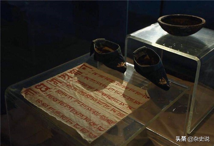 Well-preserved ancient corpses were unearthed from the Lujiashan tomb in Jingzhou, Hubei, revealing the mystery of the incorrupt female corpse in the Qing Dynasty