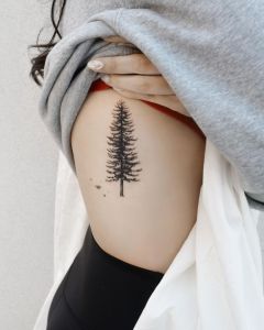 Stunning Rib Tattoos For Women with Meaning - mysteriousevent.com