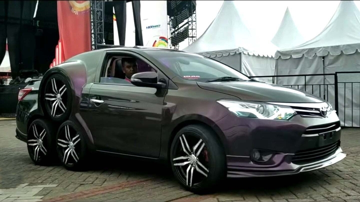The strange 8-wheeled Toyota Vios of Indonesian players