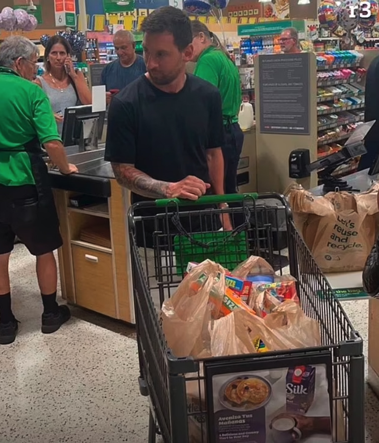 Messi was spotted shopping in US supermarket chain Publix in South Florida