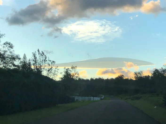 Unidentified Flying Object-Shaped Clouds Spotted Over Keck Observatory in Hawaii Skies