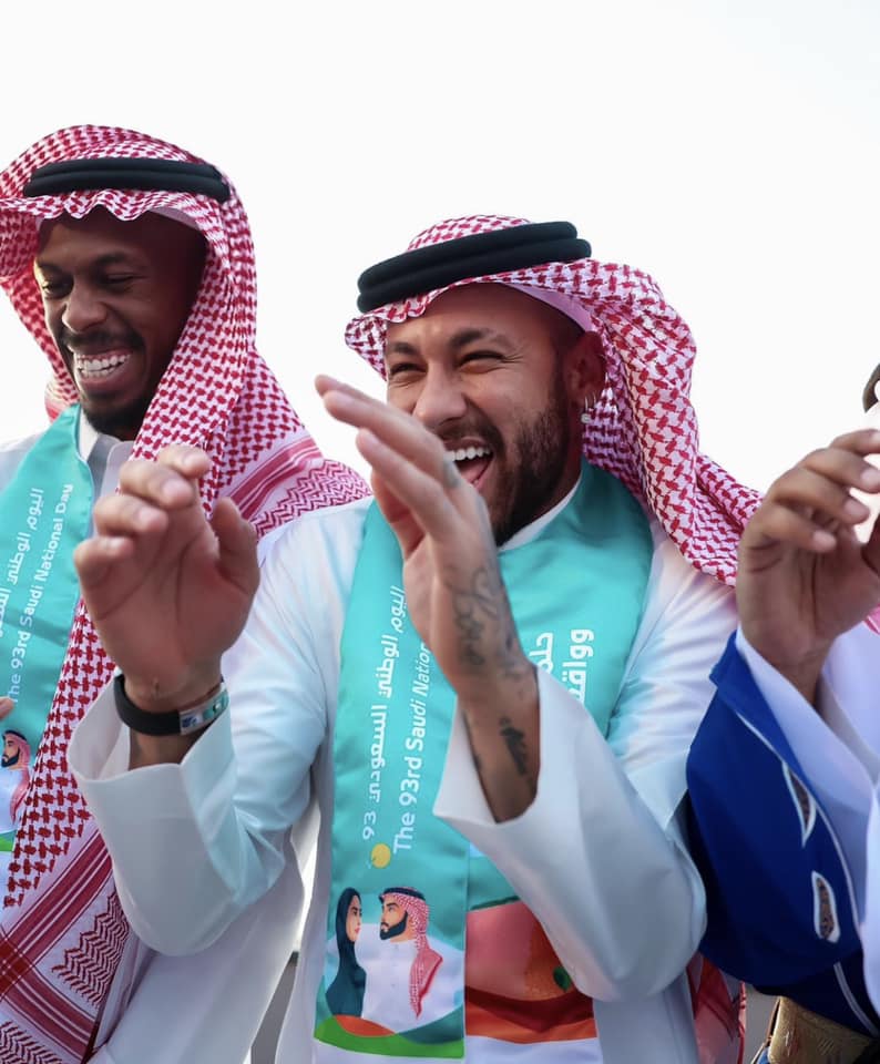 Neymar 'dissolves' on Saudi National Day 🇸🇦