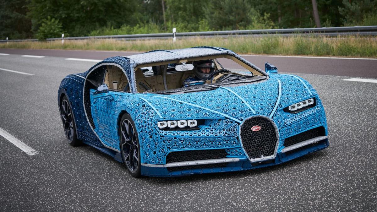 Bugatti Chiron, Constructed from a Million Lego Bricks and 2,300 Toy Motors, Falls Short at 12mph Compared to the Authentic 261mph Speed - ZONESH