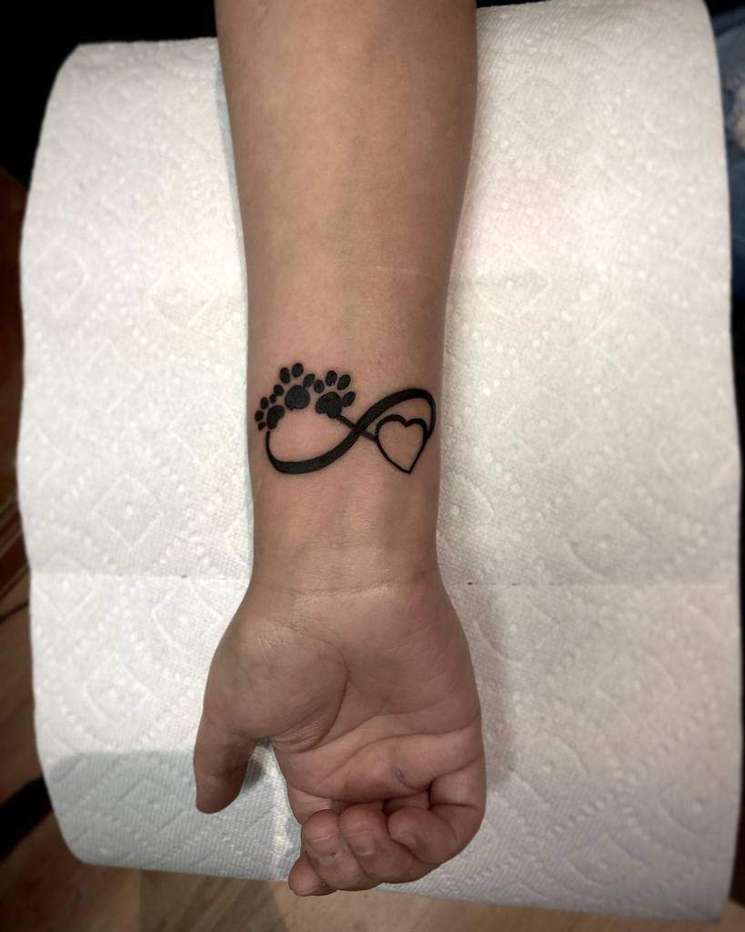 The Best Small Meaningful Tattoo Ideas, Including 46+ Top Ideas [Inspiration Guide for 2023]