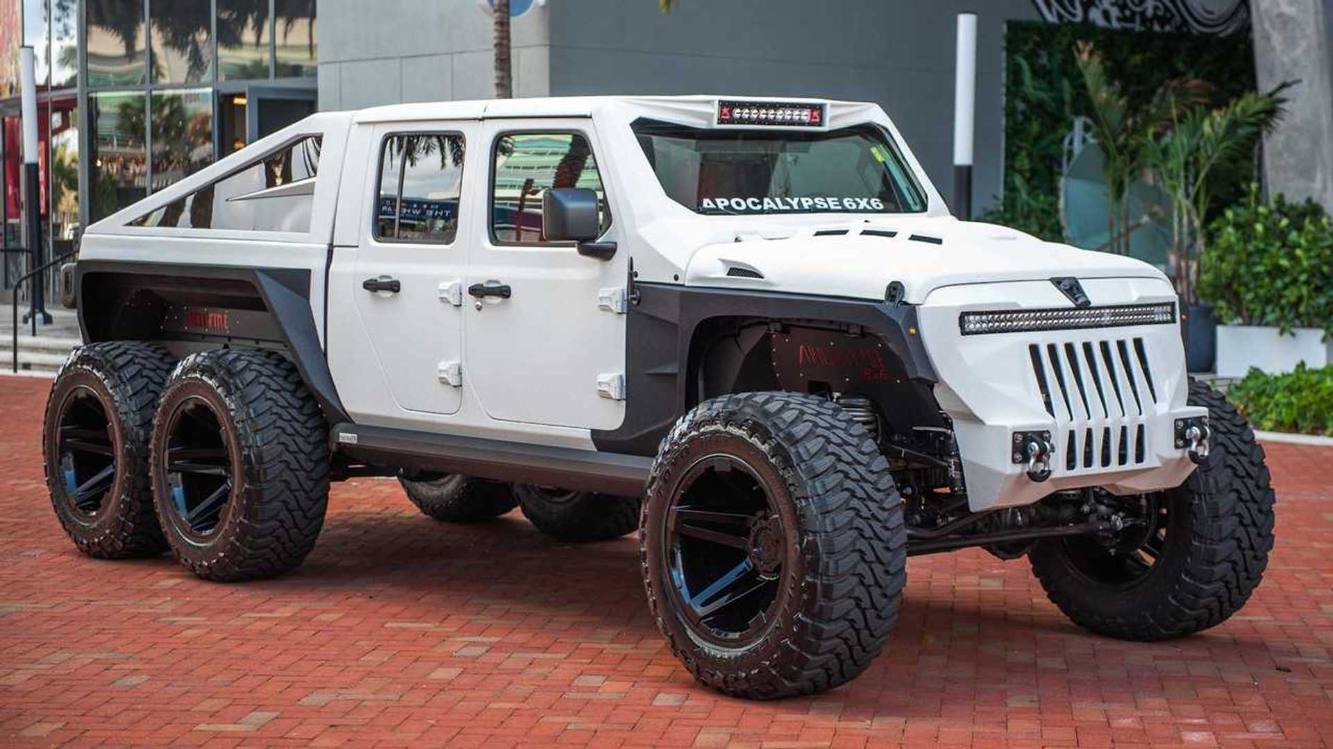 lamtac for late night adventures this x wheeled soflo jeeps off road supercar with a horsepower engine provides a safe journey 651d8e2782cbe For Late-night Adventures, This 6x6 6-wheeled Soflo Jeeps Off-road Supercar With A 705 Horsepower Engine Provides A Safe Journey.