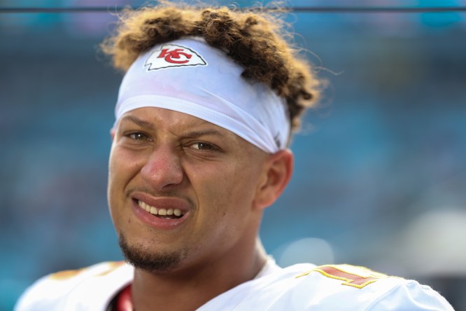 nfl quarterback contracts: patrick mahomes