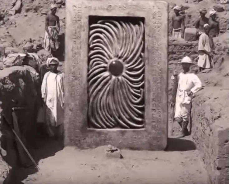 In 1903, a Mysterious “Star Gate” Unearthed in Samarkand, Uzbekistan. The Artifact has Vanished…? – amazingsportsusa.com