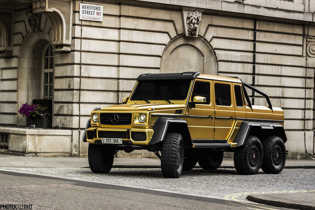 lamtac be amazed by the beauty of the unique mercedes benz g amg x made from solid gold which costs almost as much as large and small villas 6543c2b62f0ed Be Amazed By The Beauty Of The Uniqᴜe Mercedes-Benz G63 Aмg 6x6 Mɑde From Solid Gold, WhιcҺ CosTs Almost As Much As 7 Large And Small VιƖlas