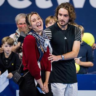 Stefanos Tsitsipas verrät: Paula Badosa war erste Doppeltrainerin von ihm  und Bruder Petros - Eurosport