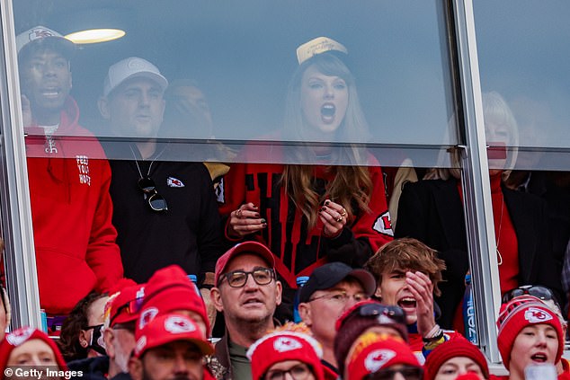 The Bad Blood hitmaker paired the red and black look with her signature red lipstick, and was seen cheering the athlete, 34, from a suite