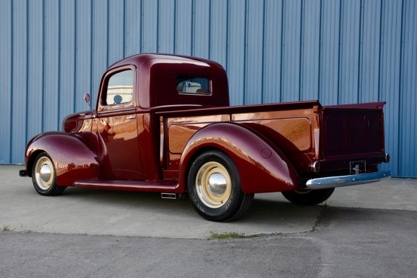 1940 FORD CUSTOM PICKUP