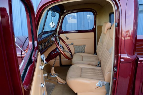 1940 FORD CUSTOM PICKUP