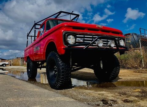 1979 Ford F250 2WD Long Bed Chassis 4.jpg