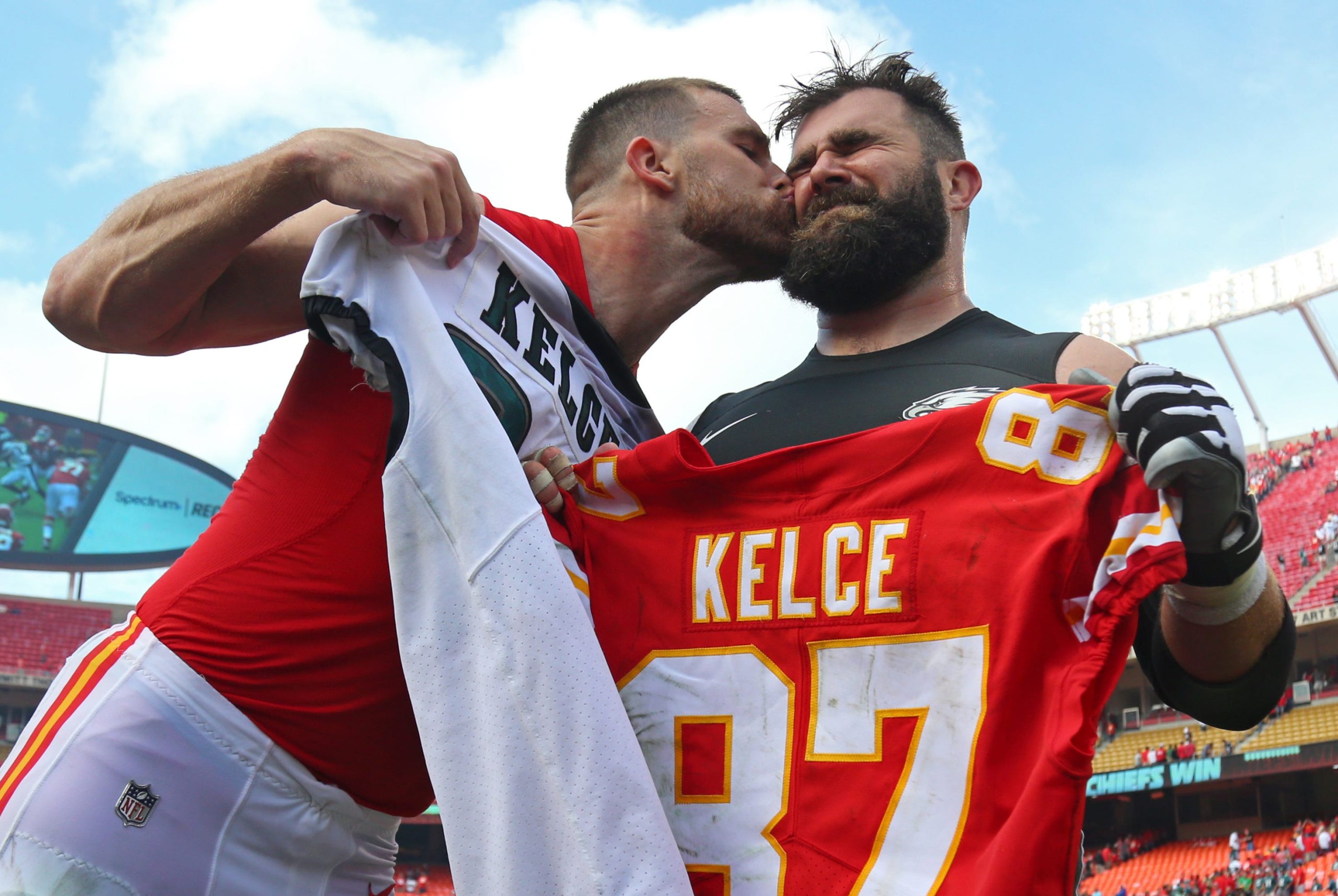 Kelce brothers, Jason and Travis, grew up amid 'enjoyable chaos'