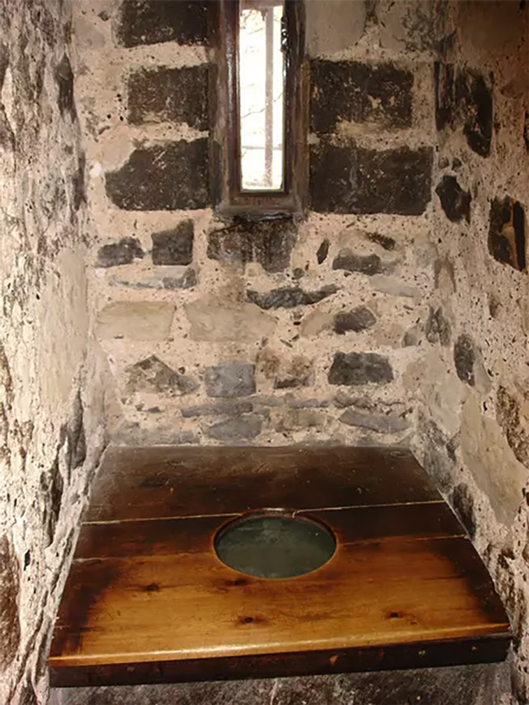 Medieval Toilets In Castles