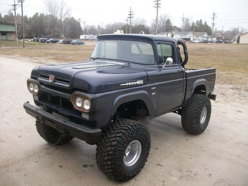 1959 Ford Bronco Lifted 4x4: Exploring a Classic Off-Road Icon