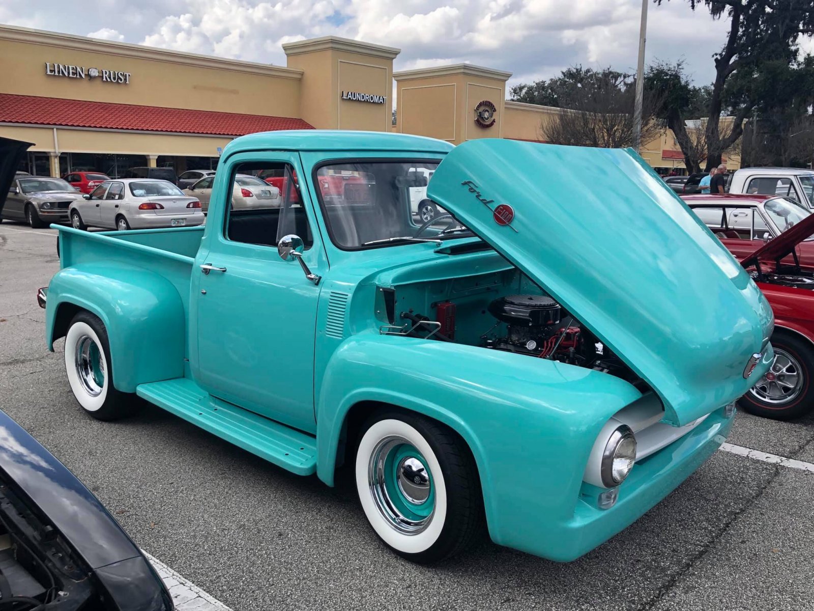 1955 Ford F100 Pickup With Ford 302 Engine