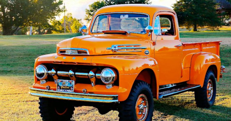 1952 Ford F2 Marmon Harrington Pickup