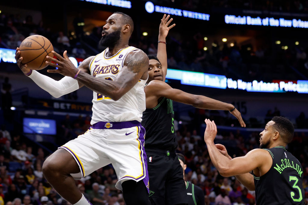 LeBron James leads Lakers to win over Pelicans, setting up rematch in NBA  Play-In Tournament