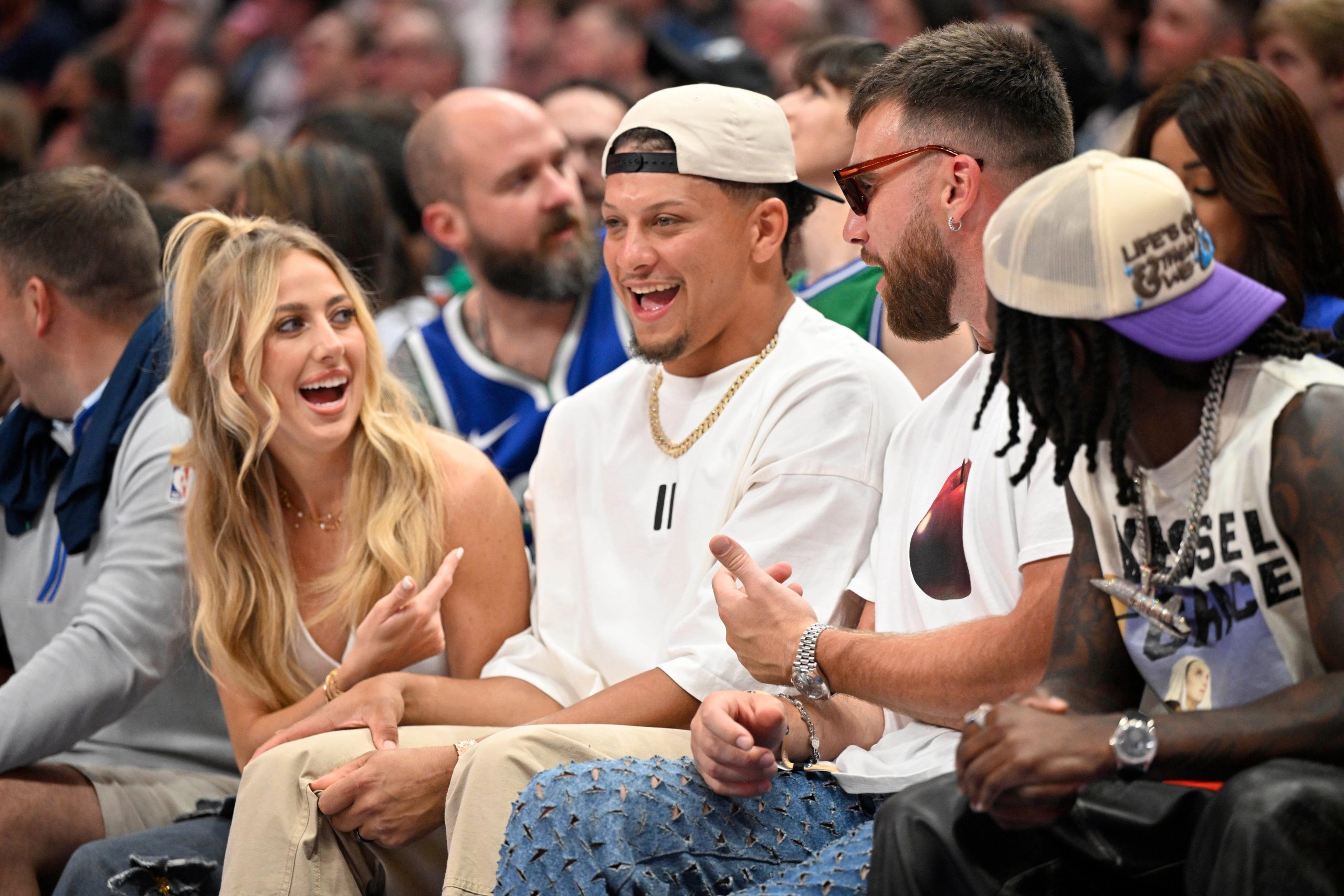 Patrick Mahomes, 'Taylor Swift's boyfriend' Travis Kelce attend  Mavericks-Timberwolves Game 3