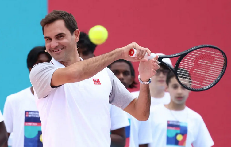 José Morgado on X: "Roger Federer hitting some tennis balls earlier today  in the inauguration of a tennis court in a neighbourhood on the northern  outskirts of Paris. So we will probably