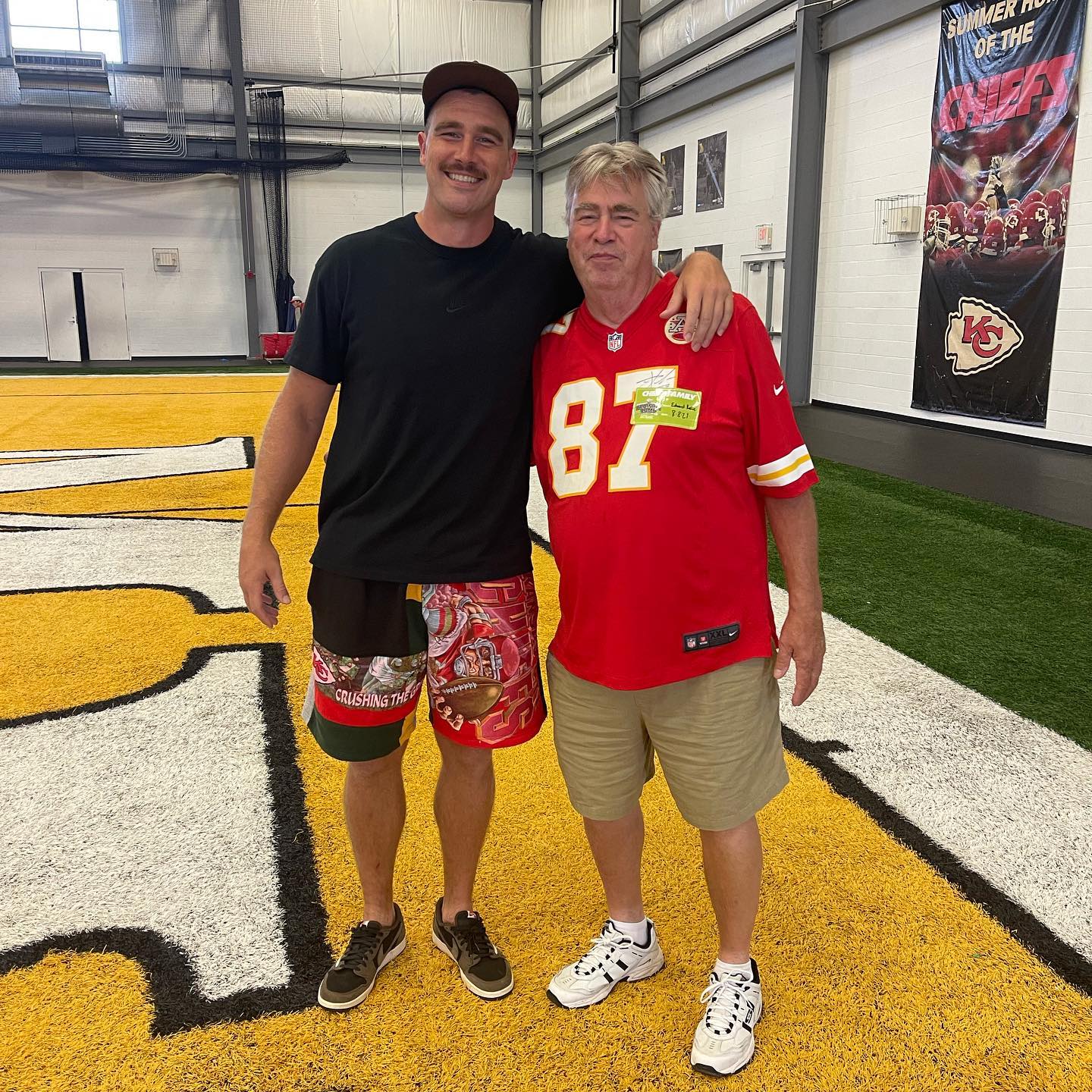 Meet Travis Kelce's parents Donna and Ed, now in the Taylor Swift spotlight