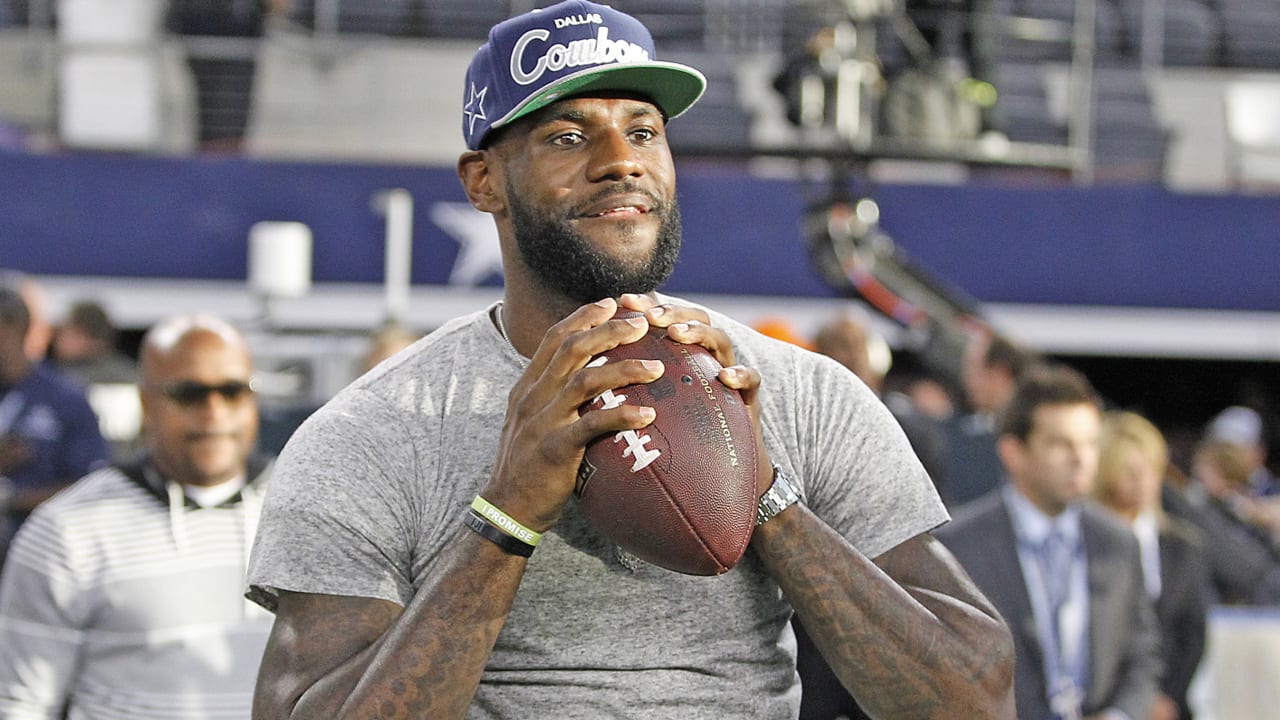 LeBron James considered football during 2011 NBA lockout