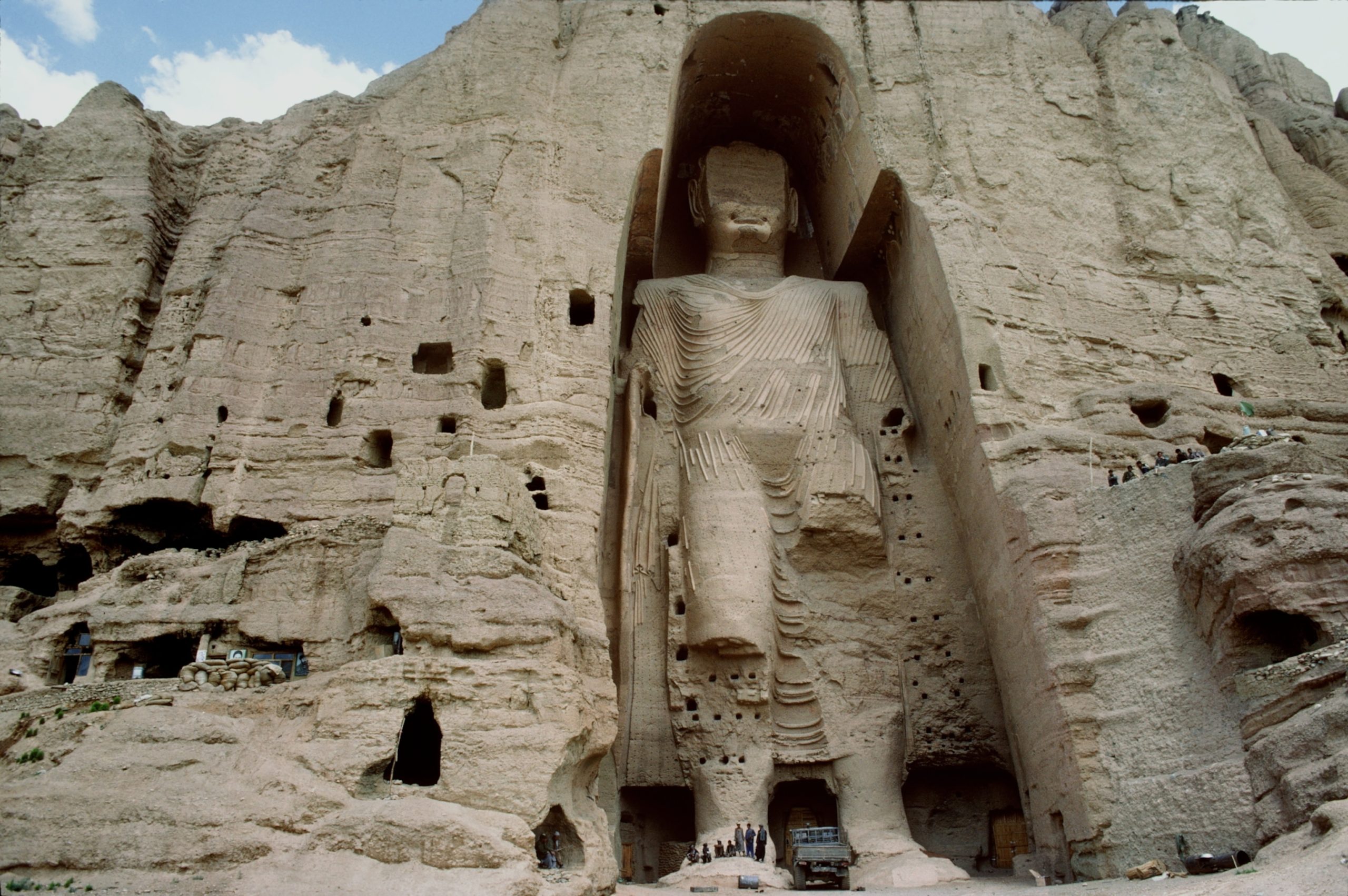 The daring journey to reach Afghanistan's famous Buddhas—before they were  lost