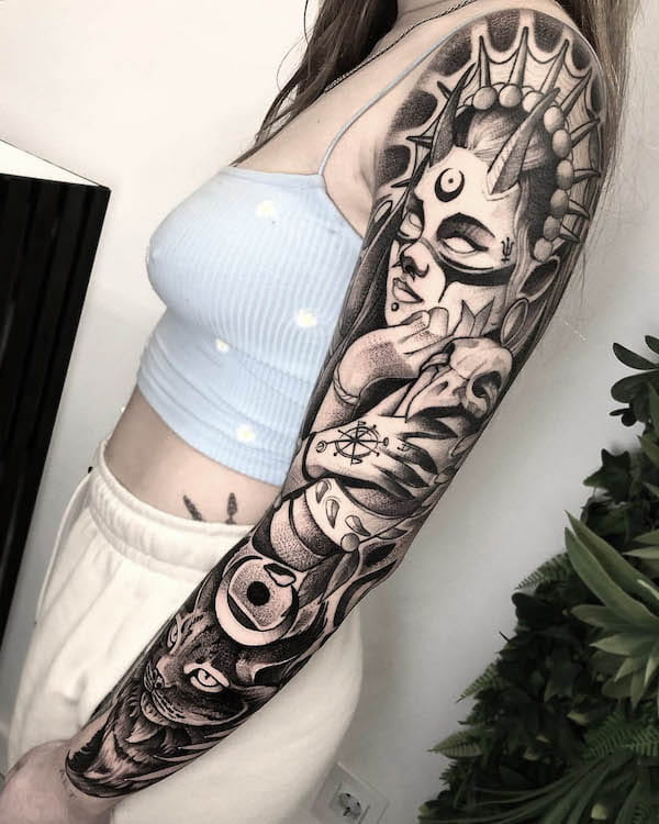 Full sleeve tattoo for women by @calihmounstro