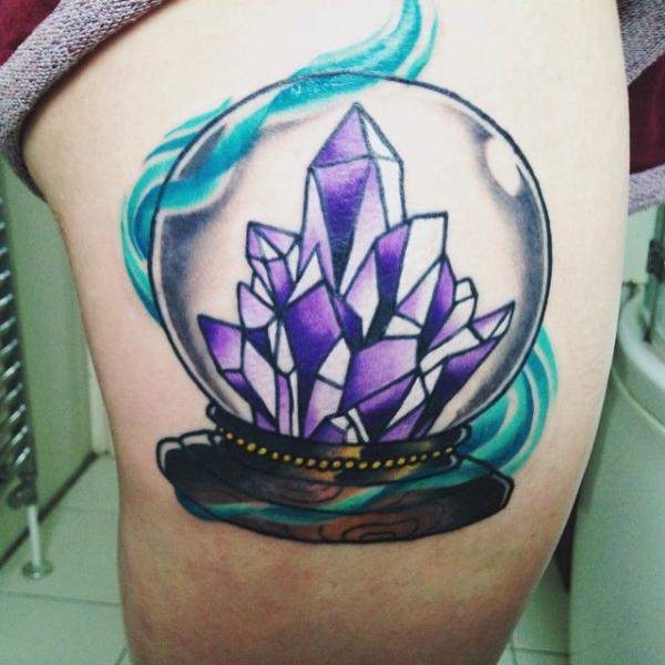 Crystal thigh tattoo