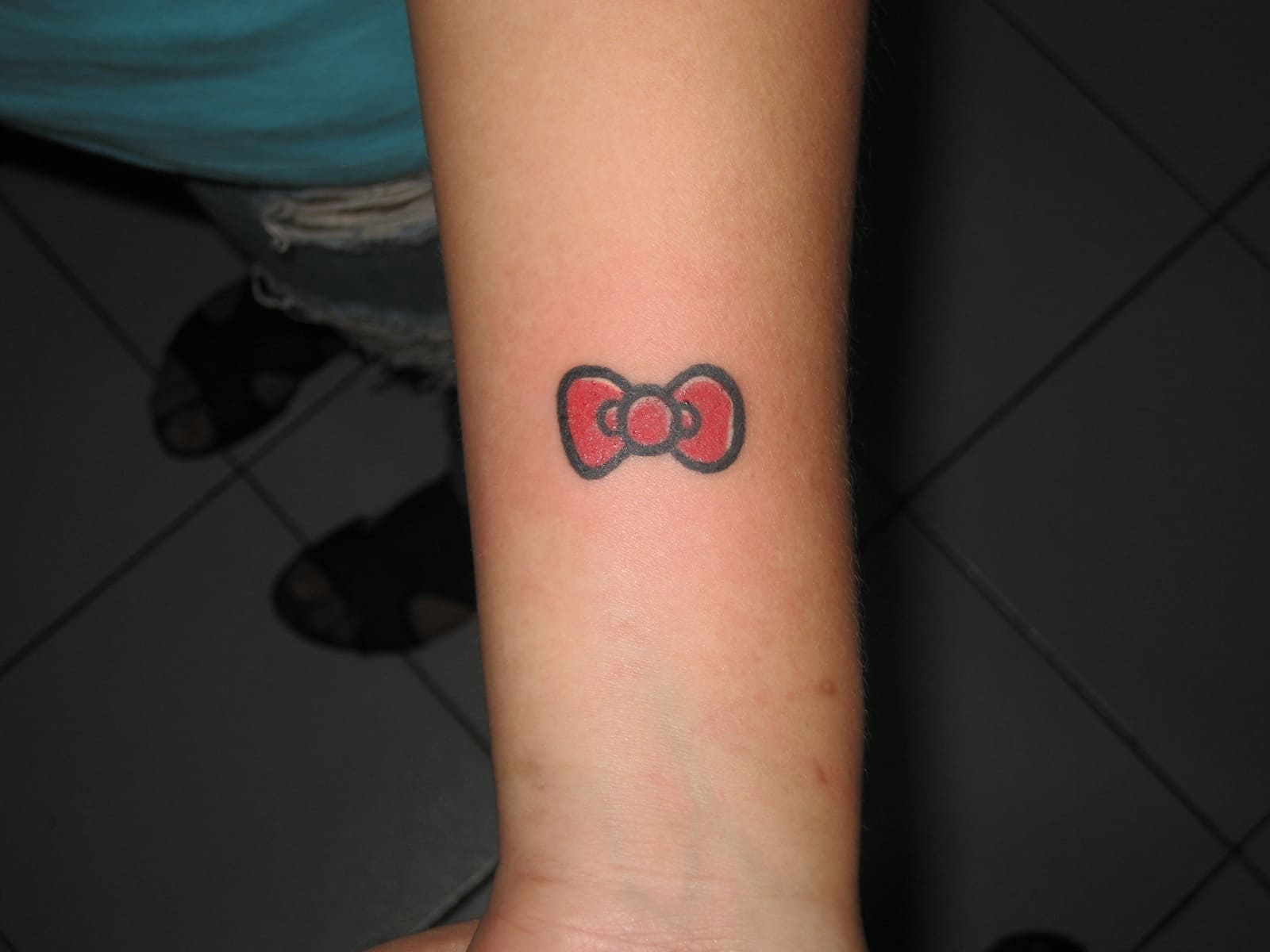 Hello Kitty Bow Tattoos 5