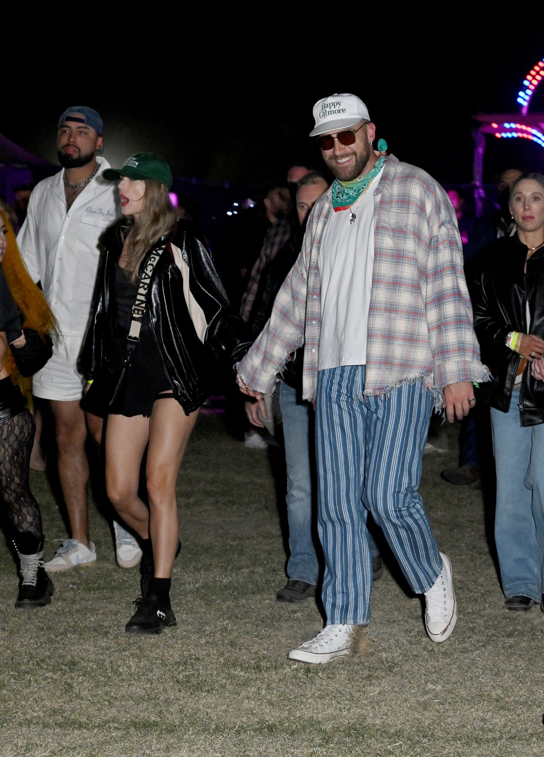 Taylor Swift and Travis Kelce walking