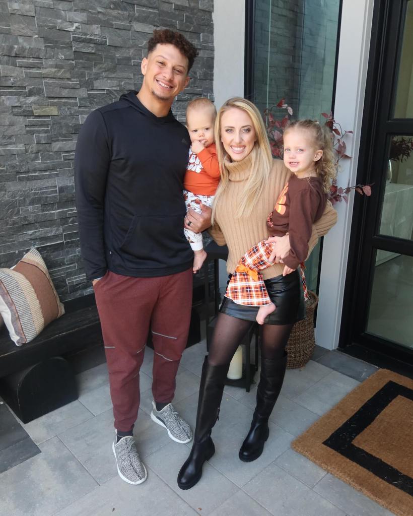 Patrick Mahomes, Brittany Mahomes and kids via Instagram in November 2023