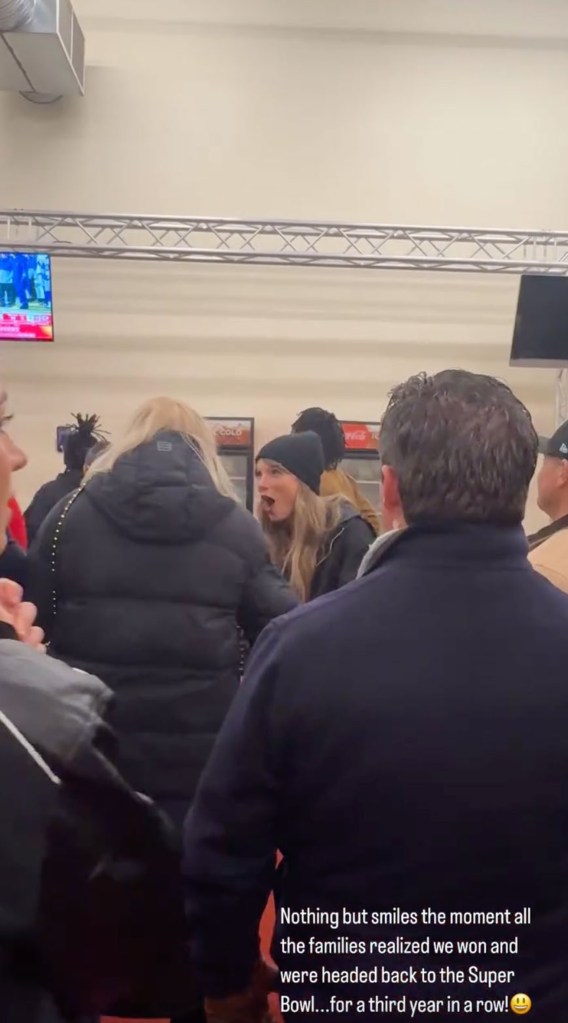 Taylor Swift and Donna Kelce at Sunday's NFL game