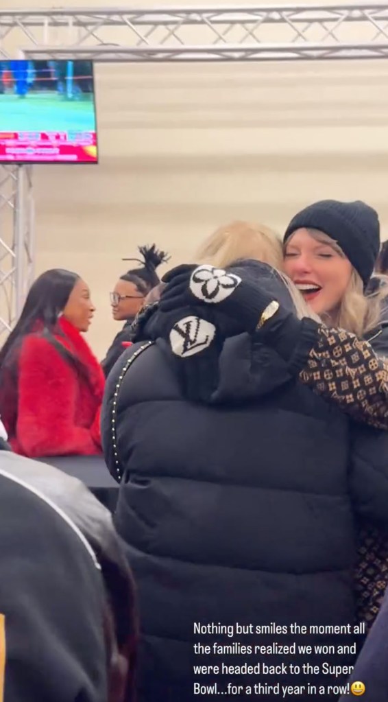 Taylor Swift and Donna Kelce at Sunday's NFL game
