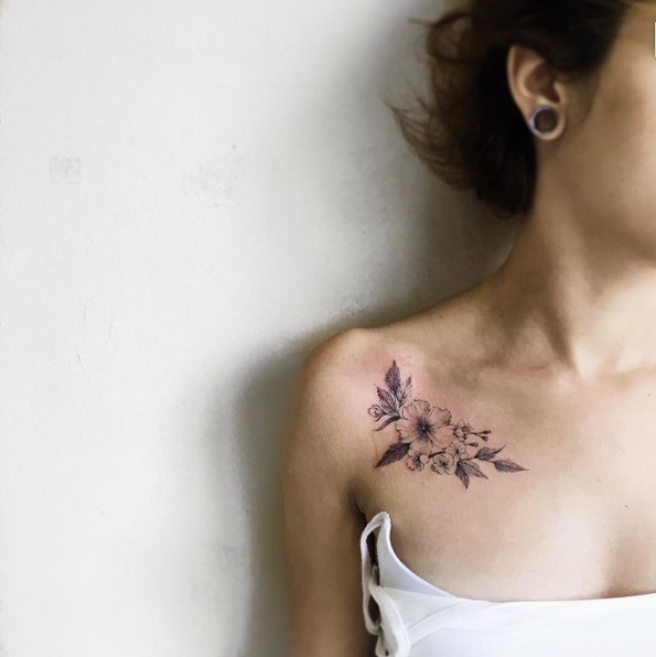 this_delicate_clavicle_piece this_delicate_clavicle_piece