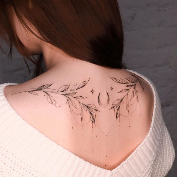 Beautiful and meaningful female back tattoos: Are you looking for a beautiful tattoo to express your personality and honor yourself? Come and see the collection of beautiful and meaningful female back tattoos to find yourself the most meaningful and beautiful design!