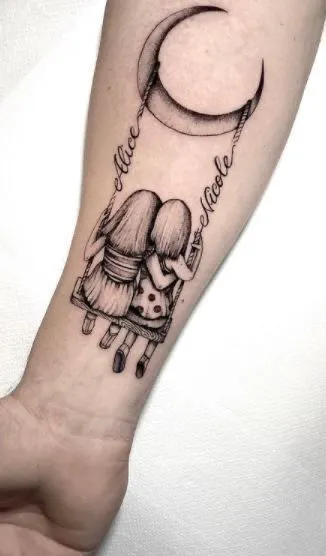 Two sisters tattoo with unique artistic style, expressing affection and harmony.