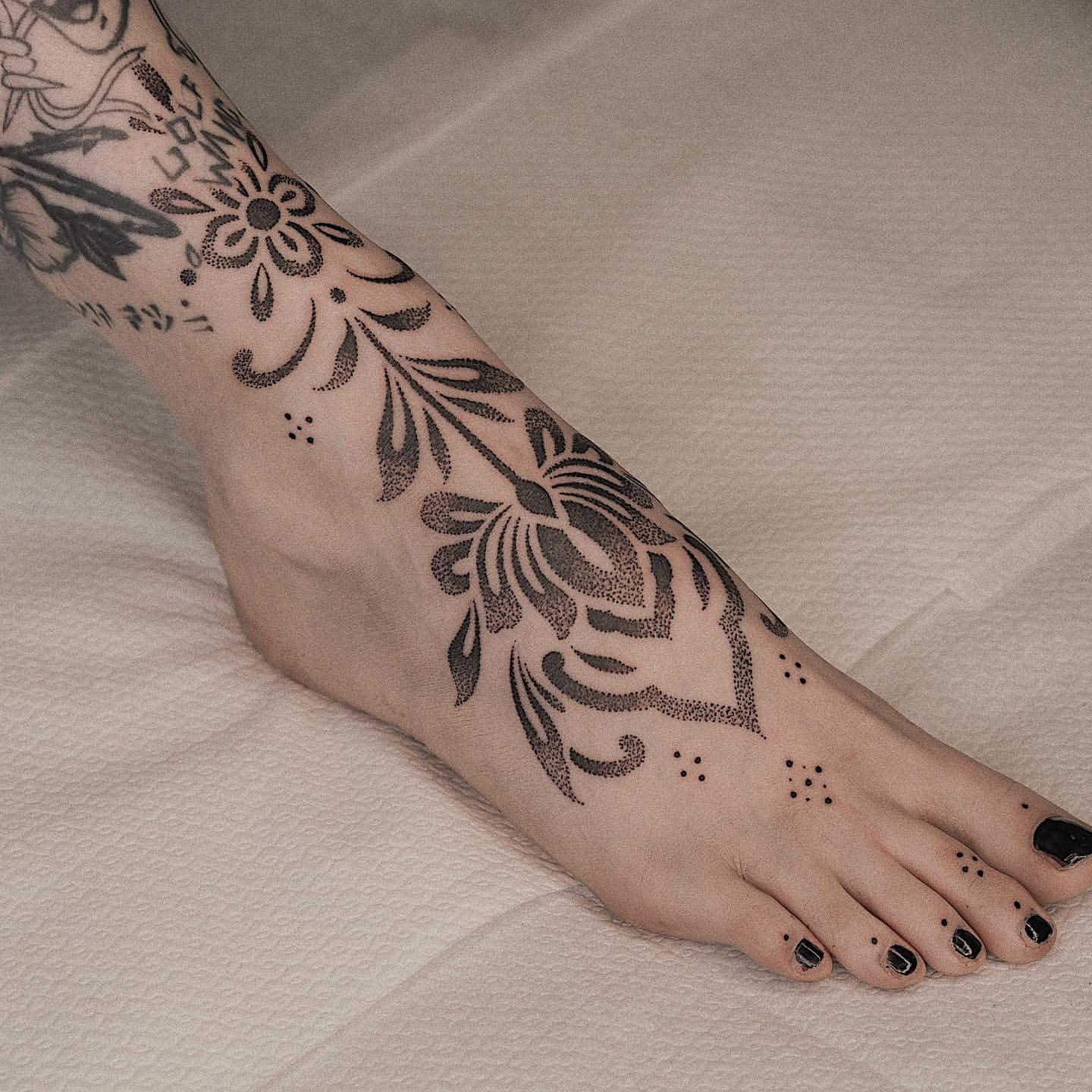 Foot Tattoo Ideas 9